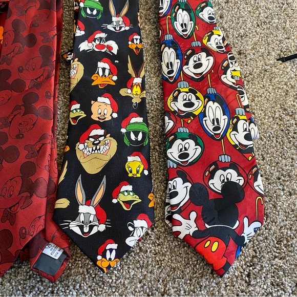 Mickey Mouse Looney Toon Holiday Tie Set One of. Kind Collection Unisex - Picture 5 of 10